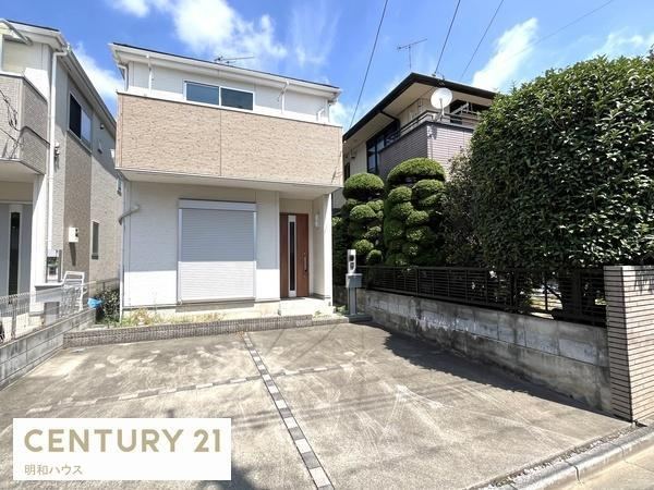 4LDK house in Kawagoe, Saitama - Photo 1