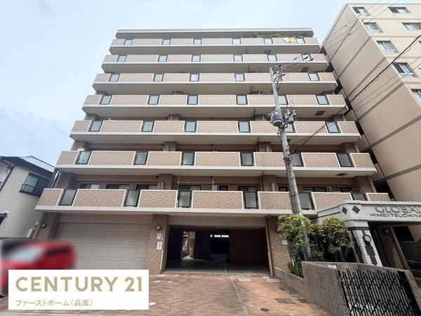 2LDK apartment in Himeji, Hyogo - Photo 1