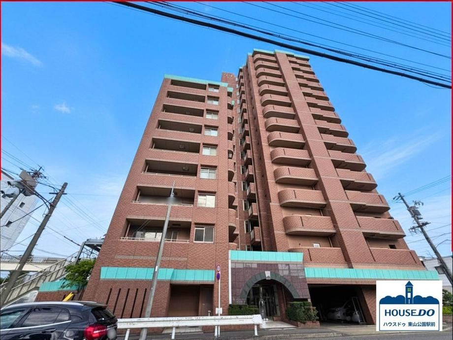 3LDK apartment in Kita Ward, Nagoya, Aichi - Photo 1