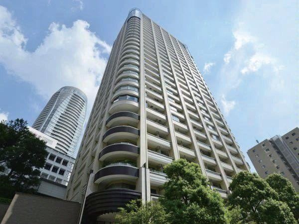 1LDK apartment in Minato Ward, Tokyo - Photo 1