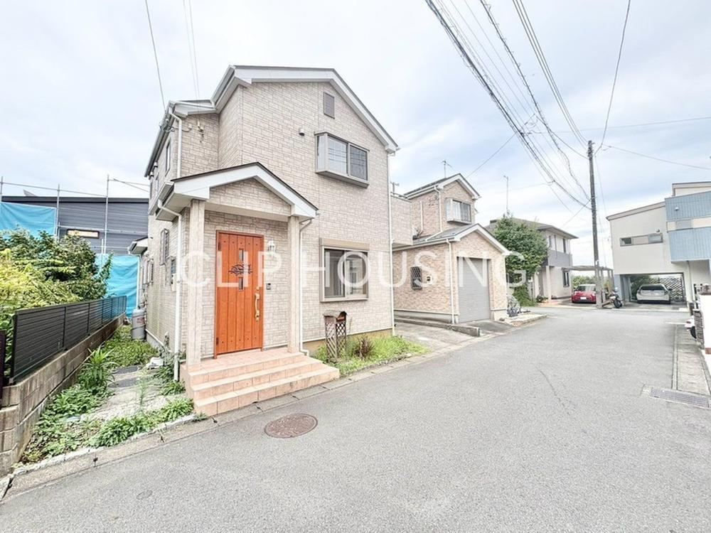 4LDK house in Isehara, Kanagawa - Photo 1