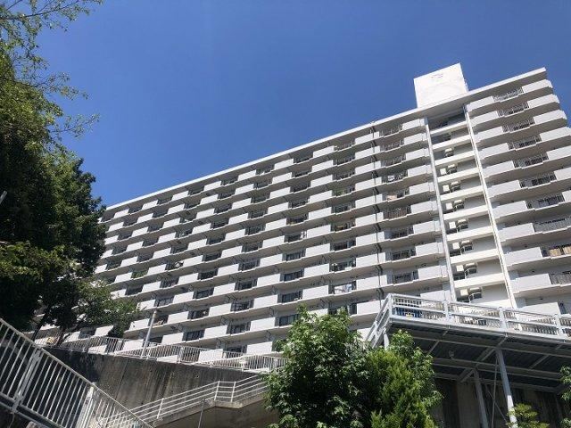 4LDK apartment in Higashi Ward, Hiroshima - Photo 1
