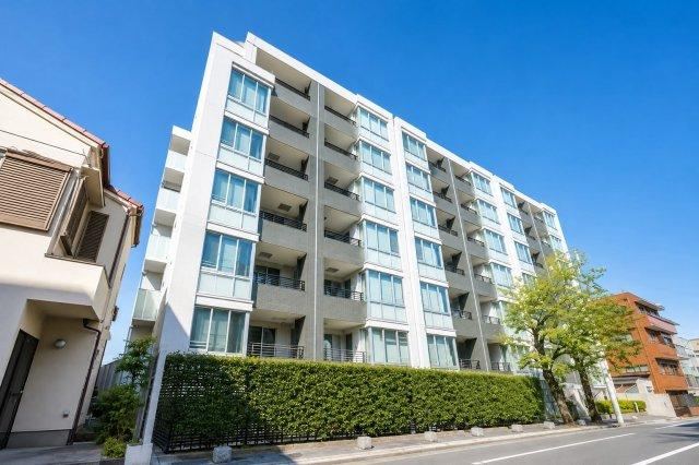 1LDK apartment in Shinagawa Ward, Tokyo - Photo 1
