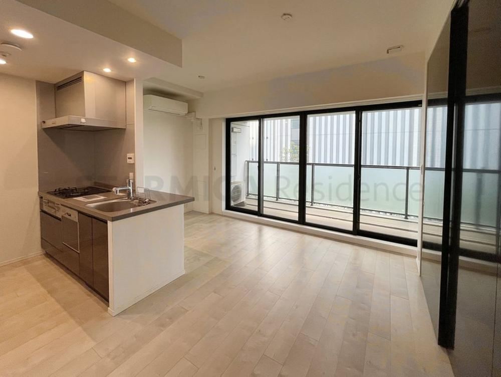 1LDK apartment in Shinjuku Ward, Tokyo - Photo 1