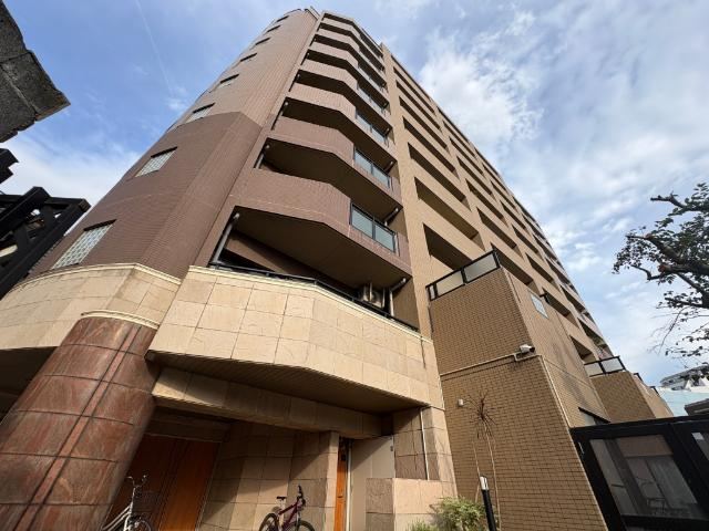 2LDK apartment in Suginami Ward, Tokyo - Photo 1