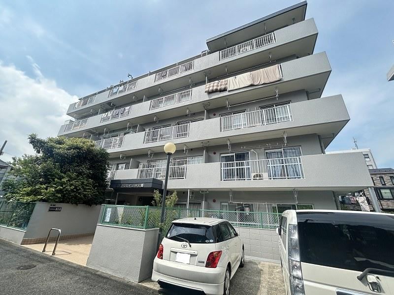 3LDK apartment in Ota Ward, Tokyo - Photo 1