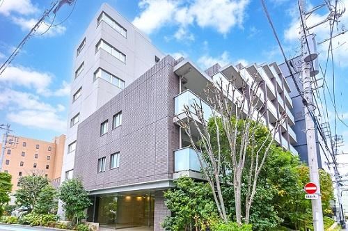 1LDK apartment in Shinjuku Ward, Tokyo - Photo 1