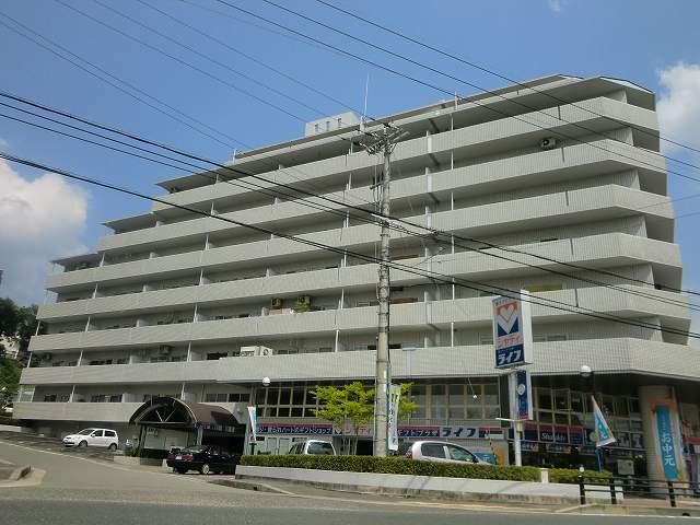 3LDK apartment in Sanda, Hyogo - Photo 1