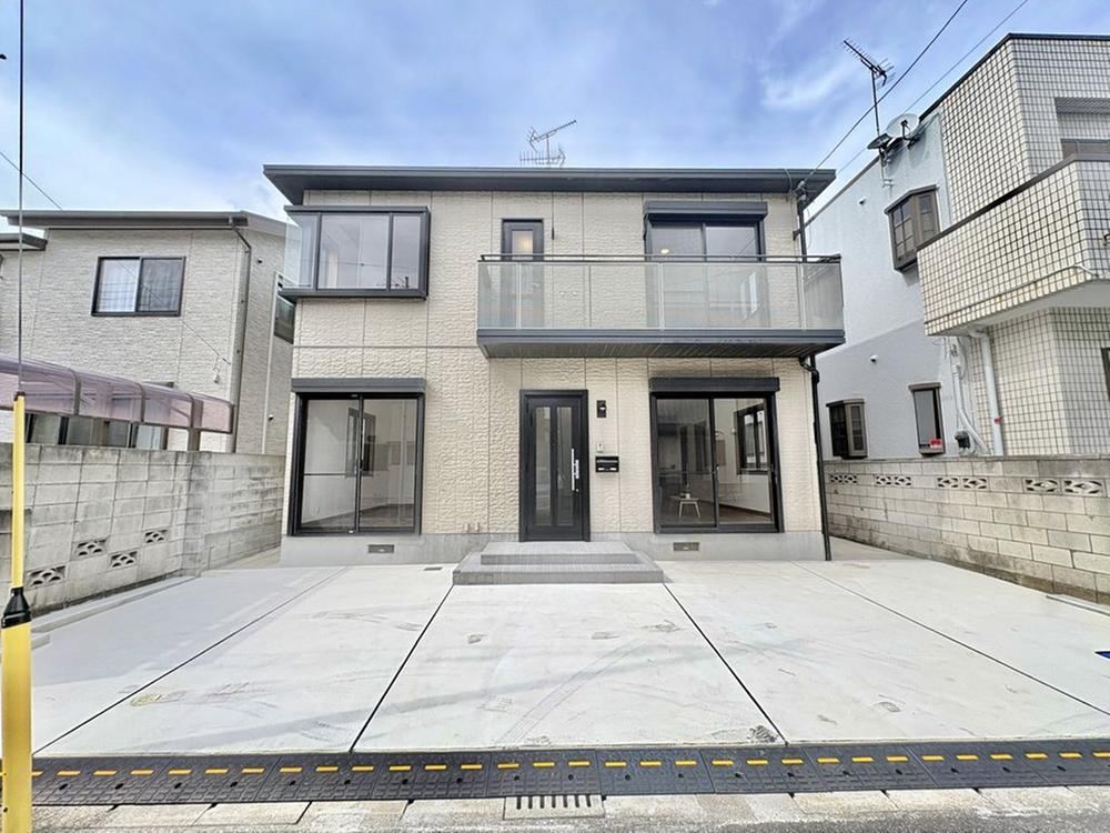 5LDK house in Ichikawa, Chiba - Photo 1