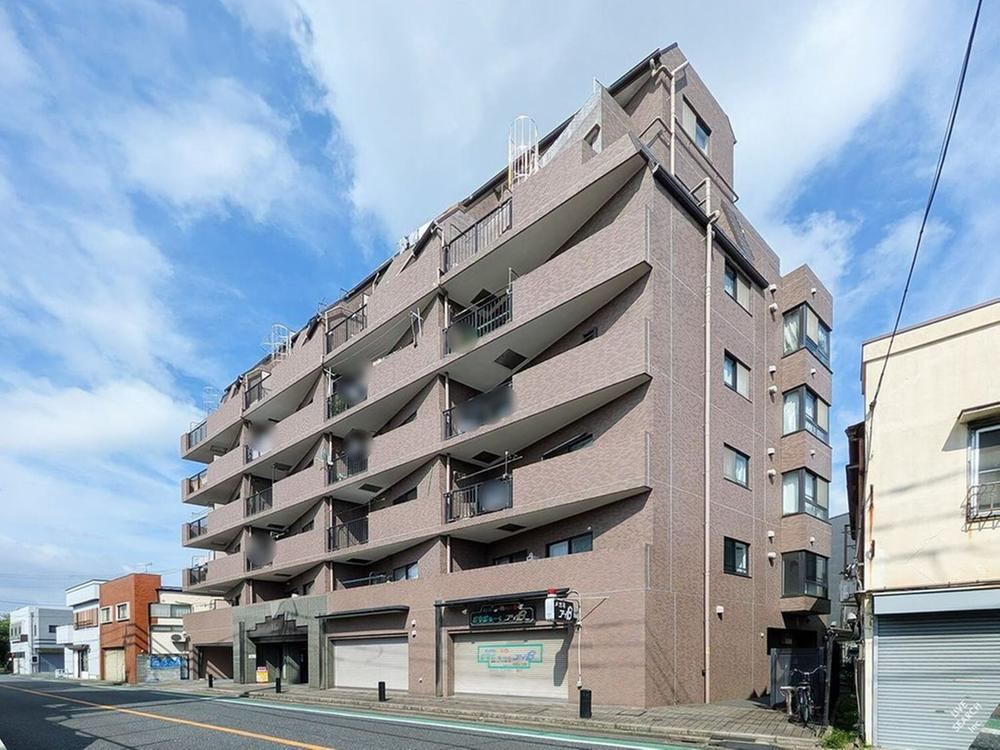 2LDK apartment in Adachi Ward, Tokyo - Photo 1