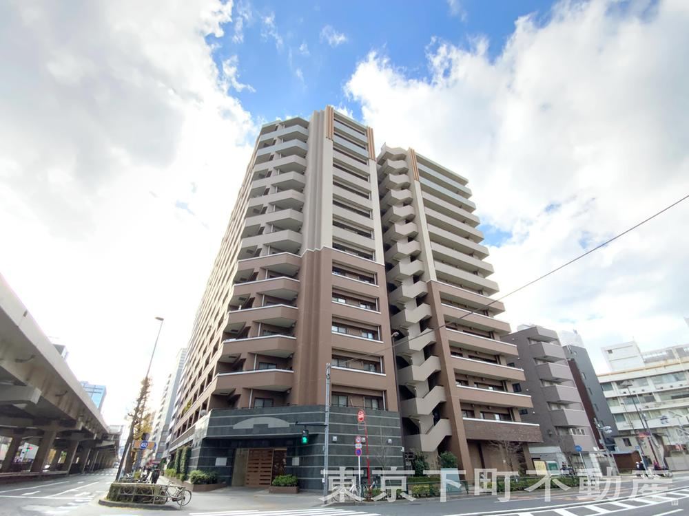 2LDK+S apartment in Taito Ward, Tokyo - Photo 1