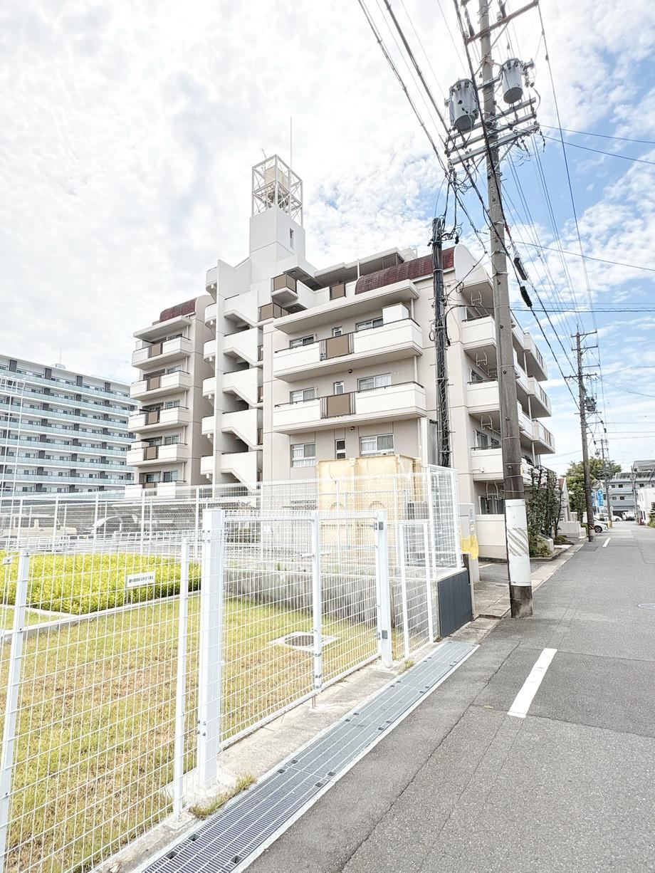 3LDK apartment in Kakamigahara, Gifu - Photo 1