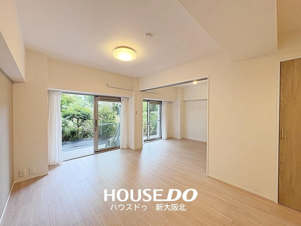 2LDK+S apartment in Suita, Osaka - Photo 1