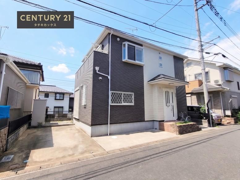 4LDK house in Minuma Ward, Saitama - Photo 1