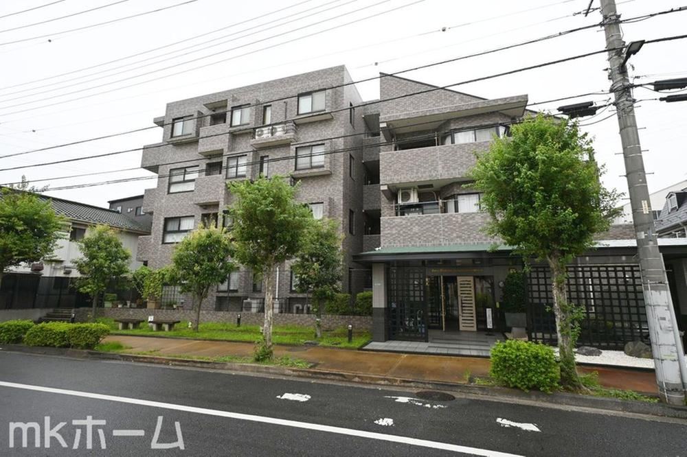 3LDK apartment in Katsushika Ward, Tokyo - Photo 1
