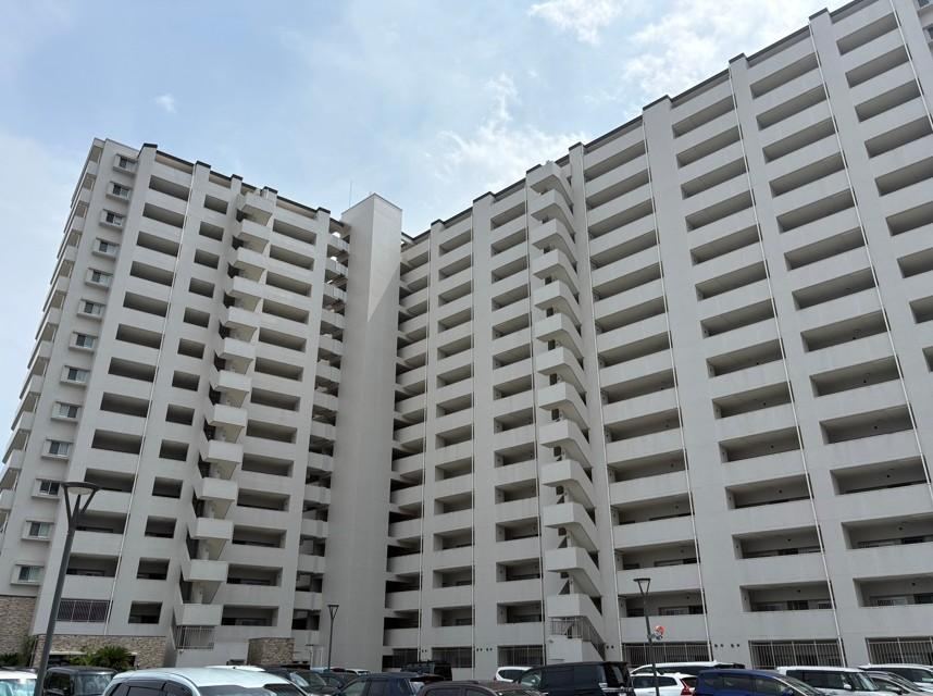 4LDK apartment in Saeki Ward, Hiroshima - Photo 1