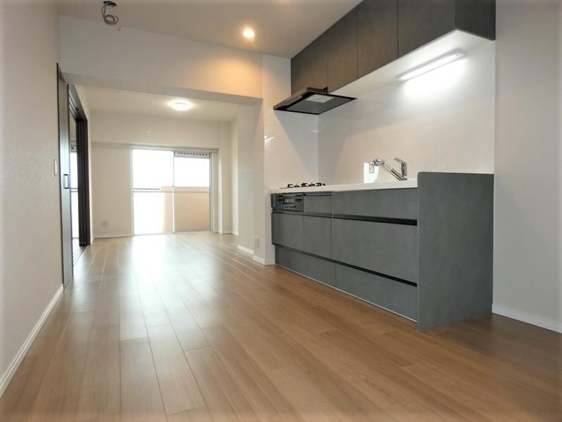 2LDK apartment in Naka Ward, Hiroshima - Photo 1