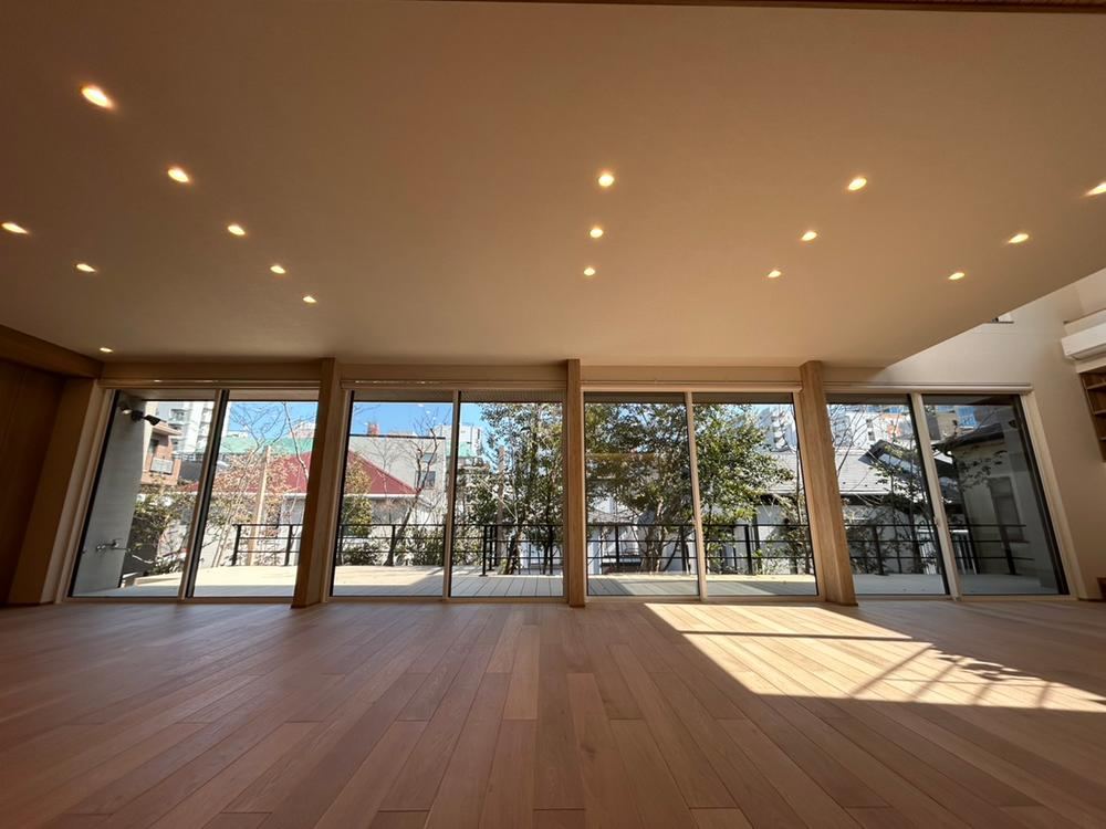 208 m² land in Ota Ward, Tokyo - Photo 1