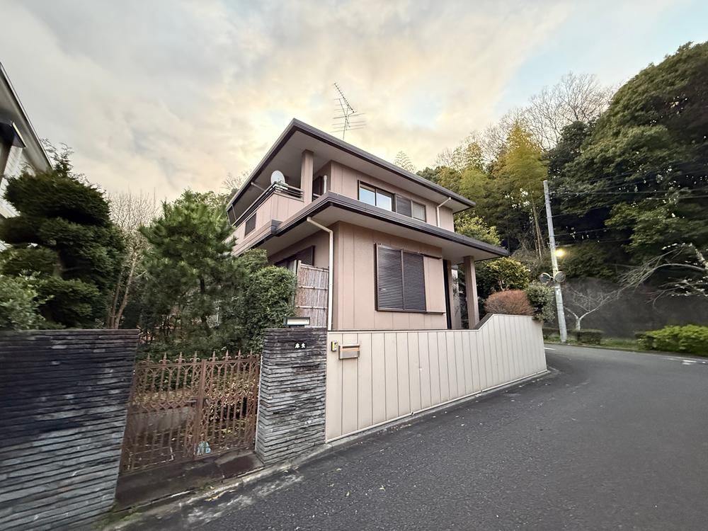 5LDK house in Hachioji, Tokyo - Photo 1