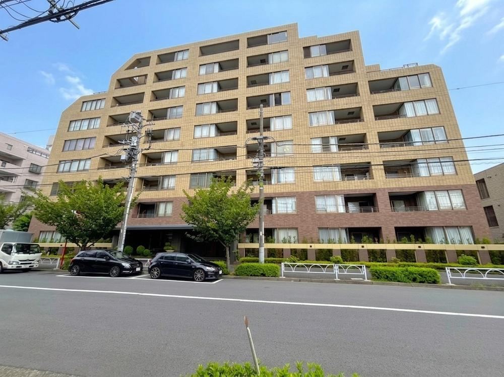 3LDK apartment in Setagaya Ward, Tokyo - Photo 1