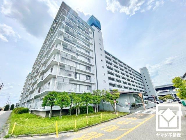 3LDK apartment in Fushimi Ward, Kyoto - Photo 1