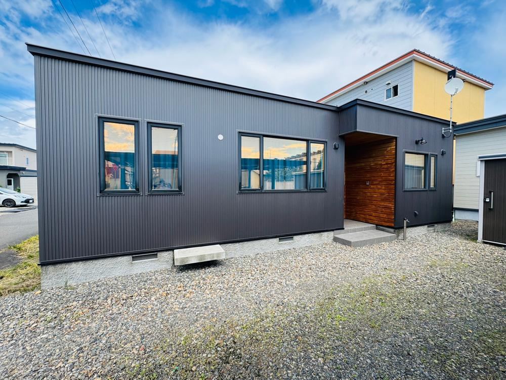 3LDK+S house in Obihiro, Hokkaido - Photo 1