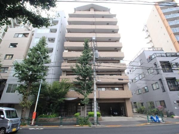 3LDK apartment in Nakano Ward, Tokyo - Photo 1