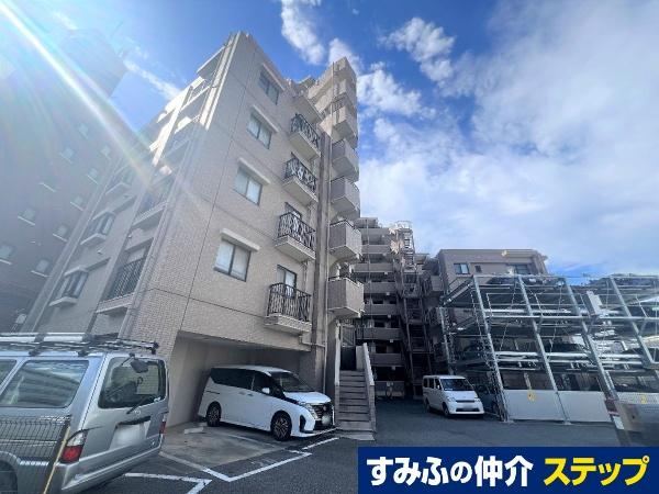 2LDK+S apartment in Funabashi, Chiba - Photo 1