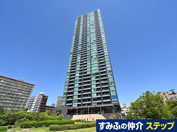 2LDK apartment in Kita Ward, Osaka - Photo 1