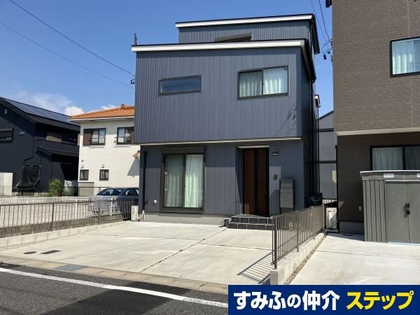 4LDK house in Chiryu, Aichi - Photo 1