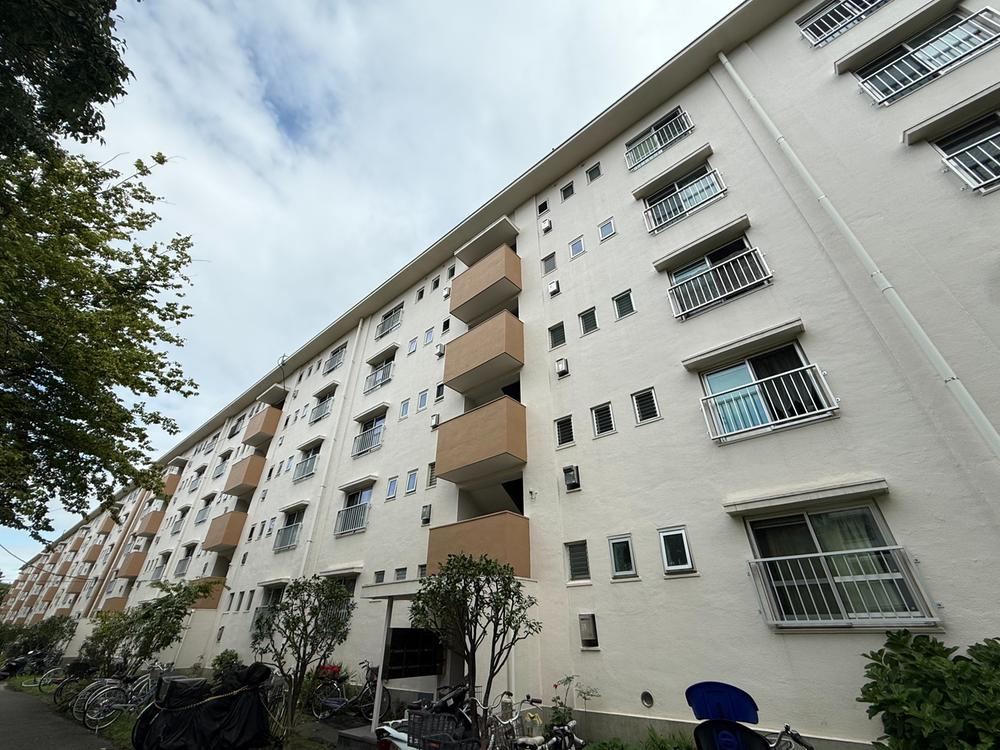 2LDK apartment in Soka, Saitama - Photo 1