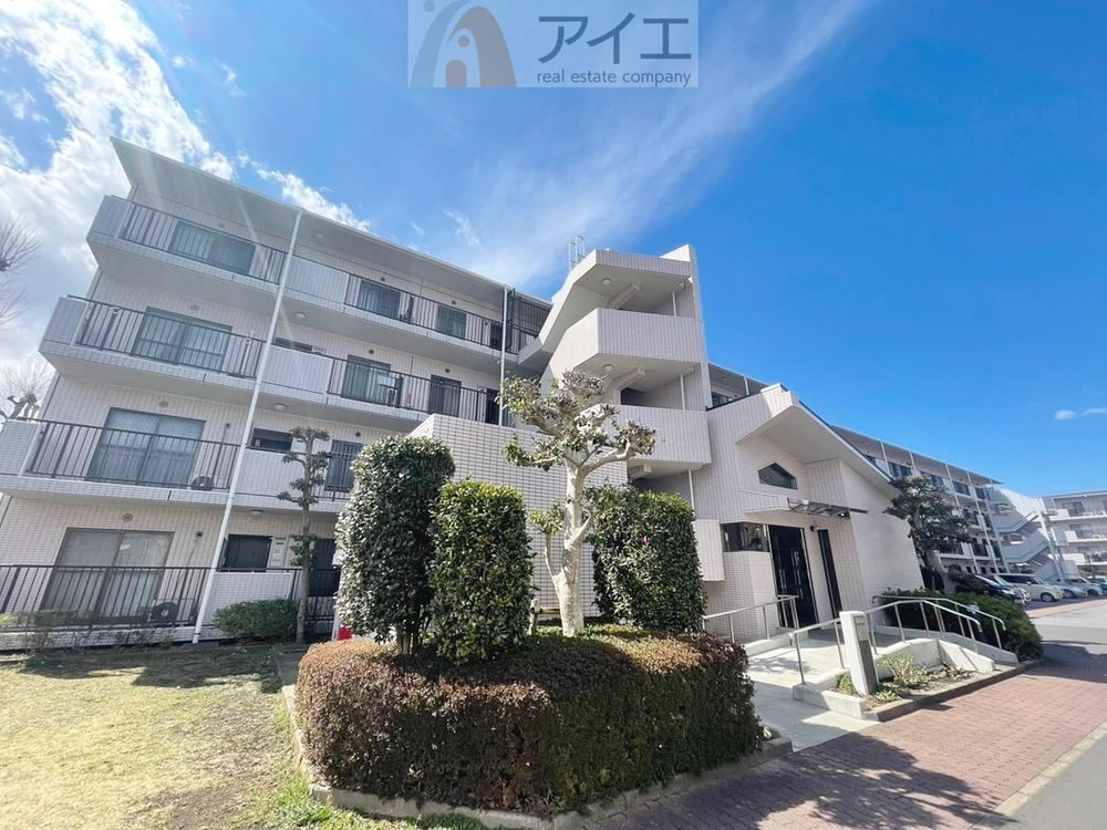 3LDK apartment in Funabashi, Chiba - Photo 1
