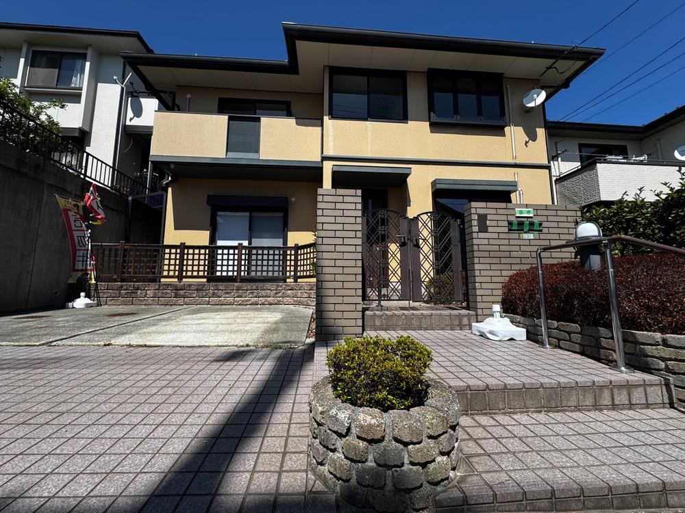 5LDK+S house in Minami Ward, Hiroshima - Photo 1