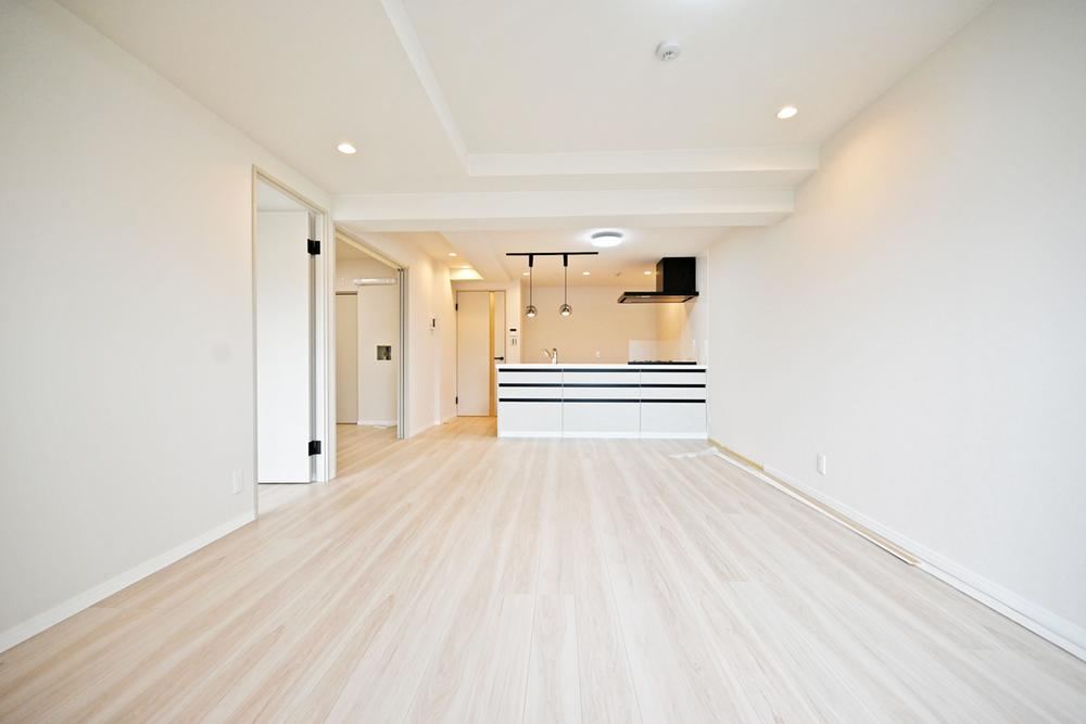 3LDK apartment in Nishinomiya, Hyogo - Photo 1