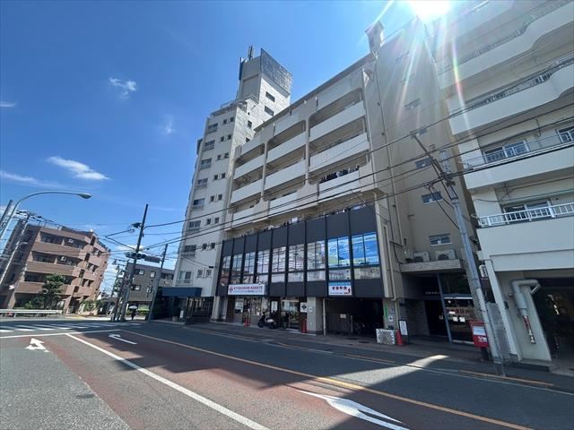 2LDK apartment in Nishitokyo, Tokyo - Photo 1