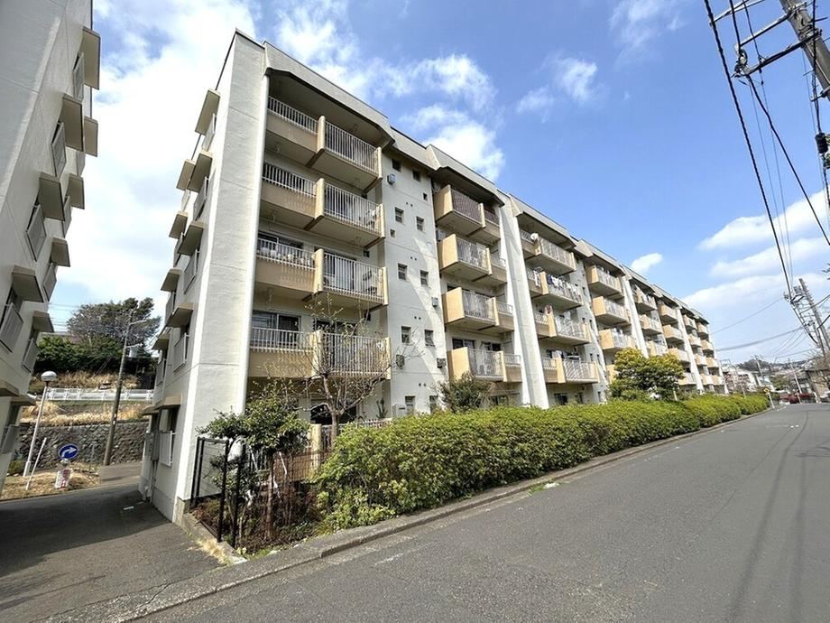 3LDK apartment in Asao Ward, Kawasaki, Kanagawa - Photo 1