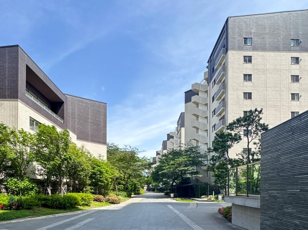 3LDK apartment in Setagaya Ward, Tokyo - Photo 1