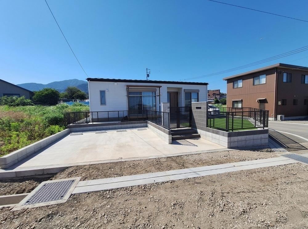 3LDK house in Isehara, Kanagawa - Photo 1