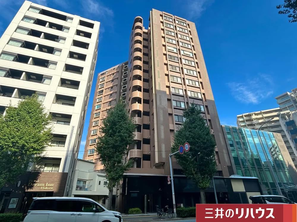 2LDK apartment in Hakata Ward, Fukuoka - Photo 1