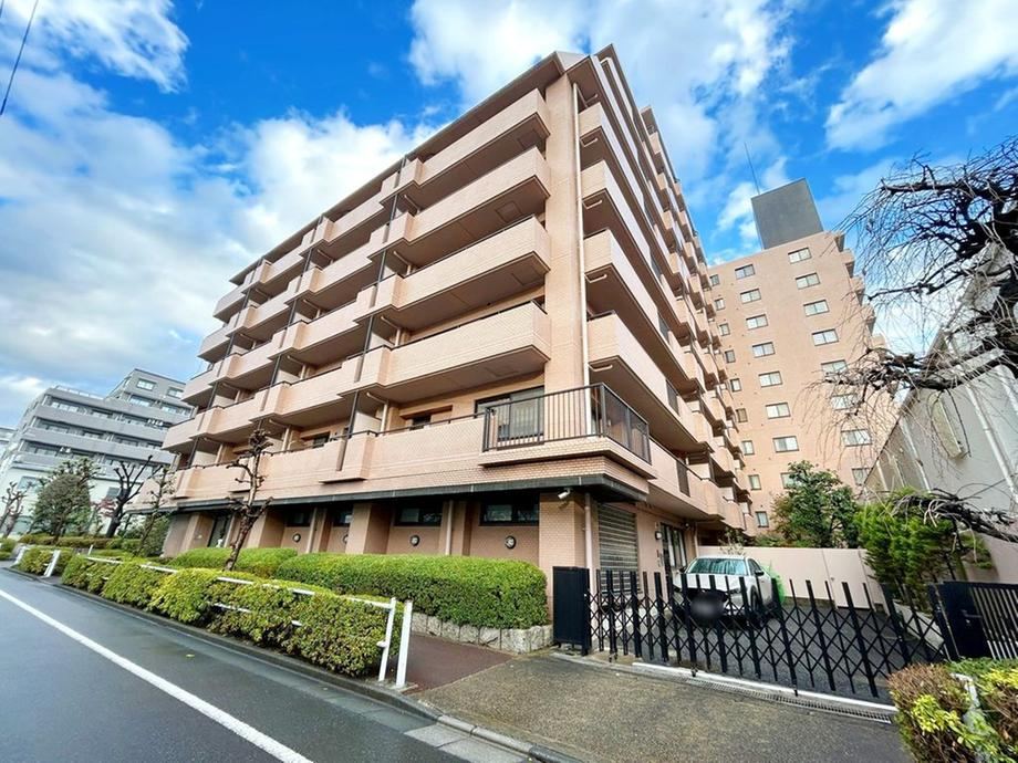 3LDK apartment in Itabashi Ward, Tokyo - Photo 1