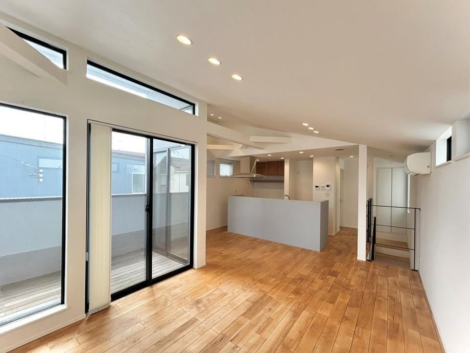 1LDK+S house in Inagi, Tokyo - Photo 1
