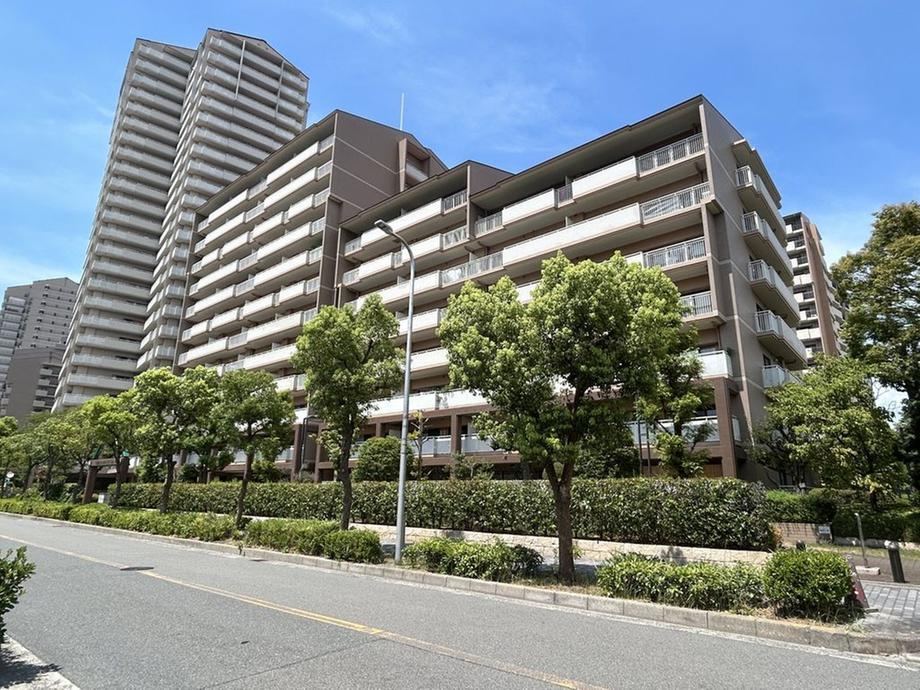 3LDK apartment in Miyakojima Ward, Osaka - Photo 1
