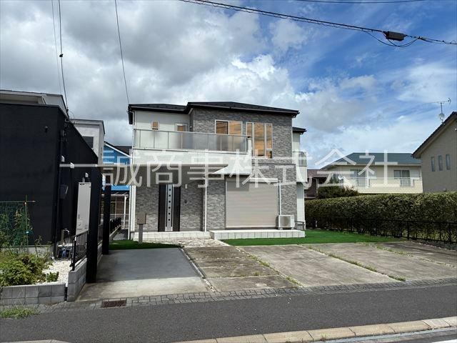 4LDK house in Hitachinaka, Ibaraki - Photo 1