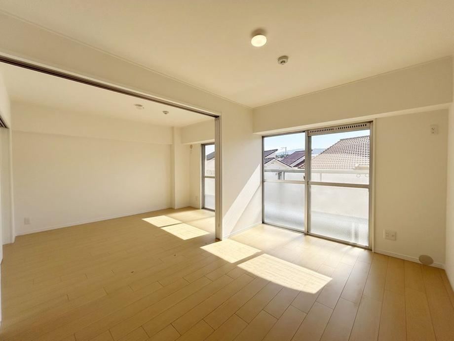 3LDK apartment in Takarazuka, Hyogo - Photo 1