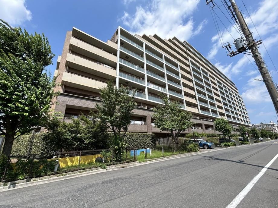 3LDK apartment in Kodaira, Tokyo - Photo 1