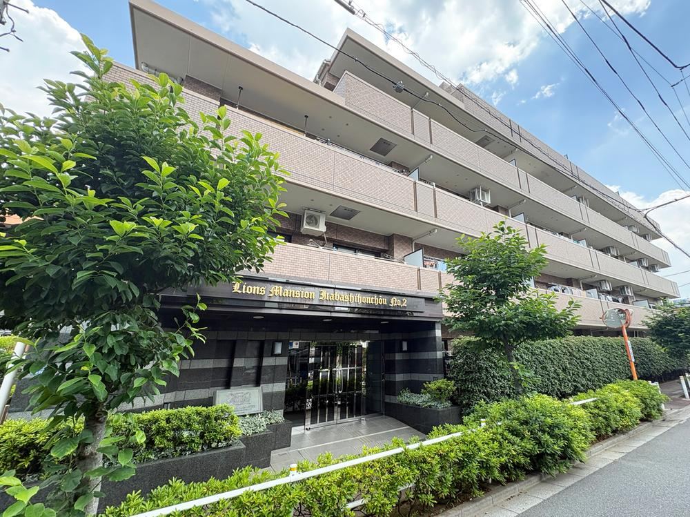 3LDK apartment in Itabashi Ward, Tokyo - Photo 1