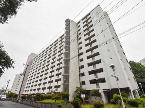 3LDK apartment in Zama, Kanagawa - Photo 1