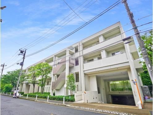 2LDK apartment in Setagaya Ward, Tokyo - Photo 1