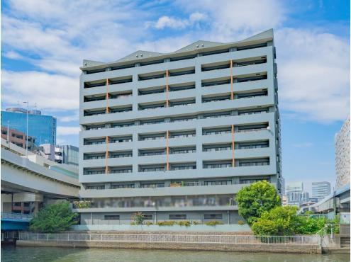 2LDK+S apartment in Minato Ward, Tokyo - Photo 1