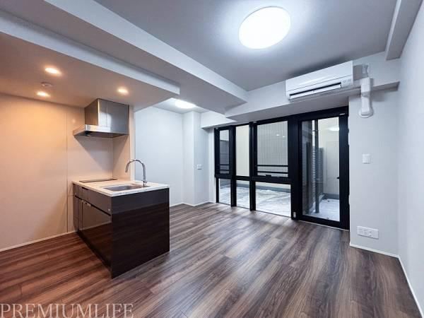 1LDK apartment in Shinagawa Ward, Tokyo - Photo 1